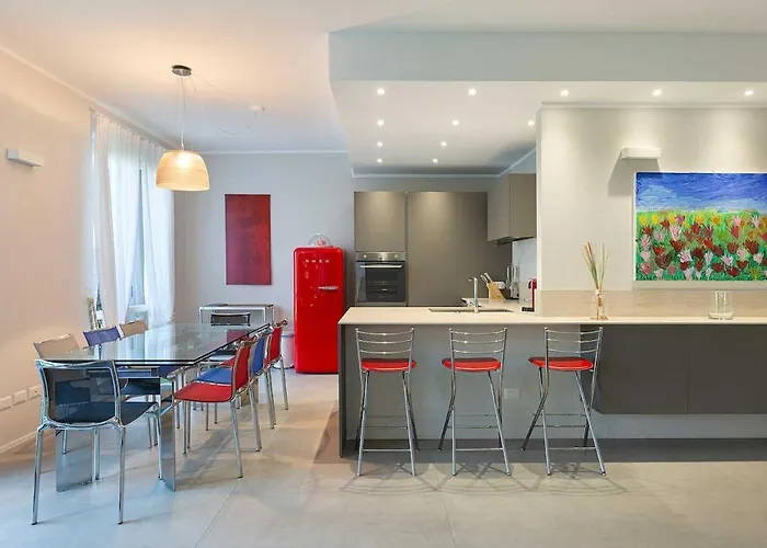 펜션 Pretty In A With Pool! - Casa Aurora