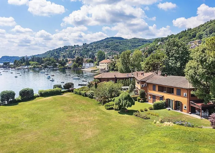 Pretty In A With Pool! - Casa Aurora 펜션