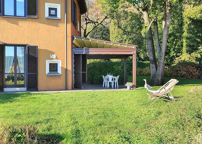 Pretty In A With Pool! - Casa Aurora Meina